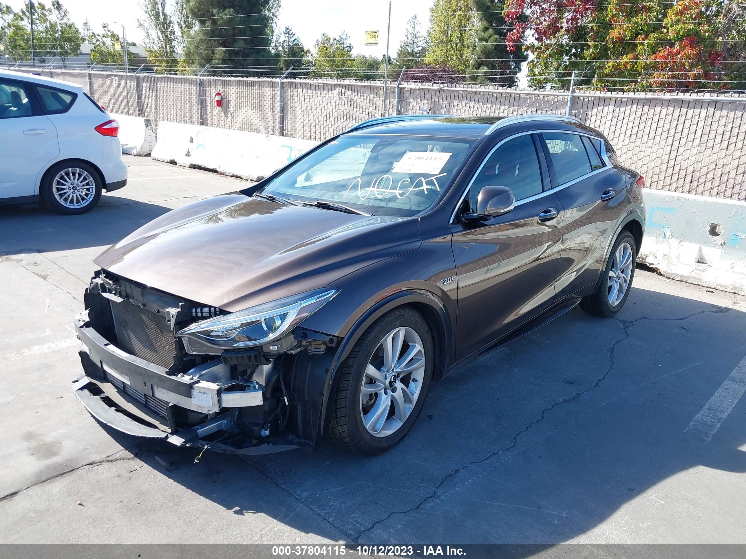 Photo 1 VIN: SJKCH5CP1JA046442 - INFINITI QX30 