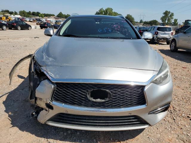 Photo 4 VIN: SJKCH5CP2HA017266 - INFINITI QX30 BASE 