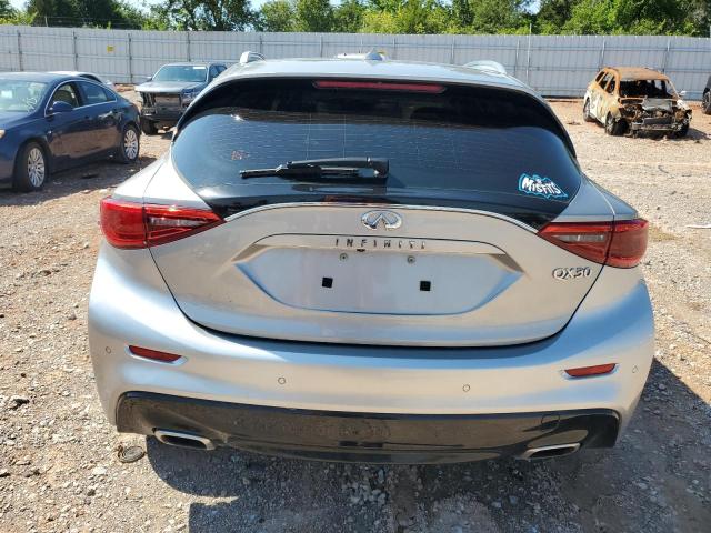 Photo 5 VIN: SJKCH5CP2HA017266 - INFINITI QX30 BASE 