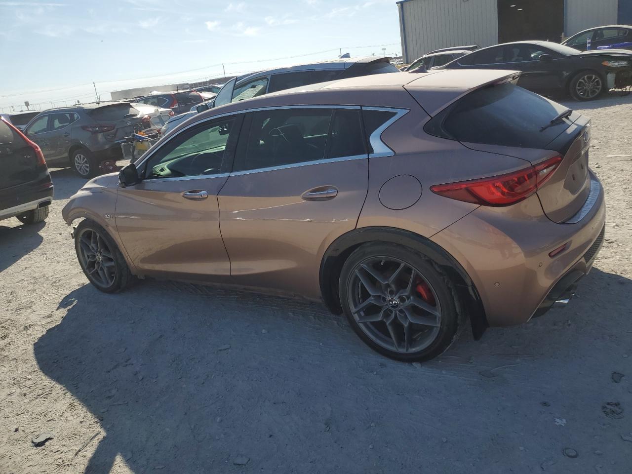 Photo 1 VIN: SJKCH5CP2HA023844 - INFINITI QX30 