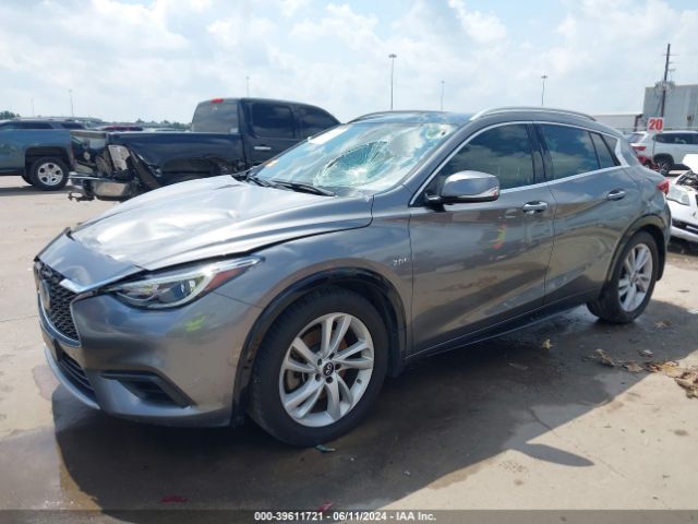 Photo 1 VIN: SJKCH5CP2JA004961 - INFINITI QX30 