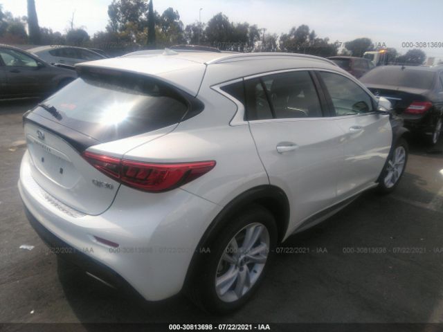 Photo 3 VIN: SJKCH5CP2JA042125 - INFINITI QX30 