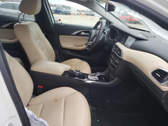 Photo 4 VIN: SJKCH5CP2JA045249 - INFINITI QX30 BASE 