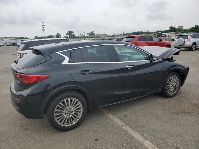 Photo 2 VIN: SJKCH5CP2JA047566 - INFINITI QX30 BASE 