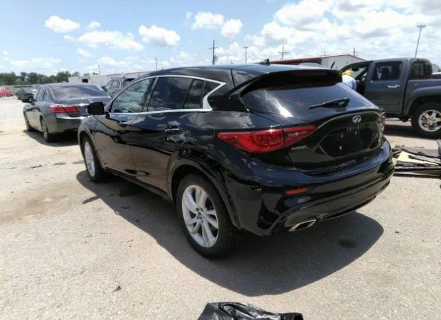 Photo 2 VIN: SJKCH5CP2JA051648 - INFINITI QX30 