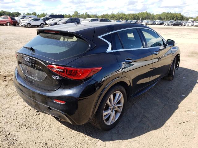 Photo 3 VIN: SJKCH5CP2JA054582 - INFINITI QX30 BASE 