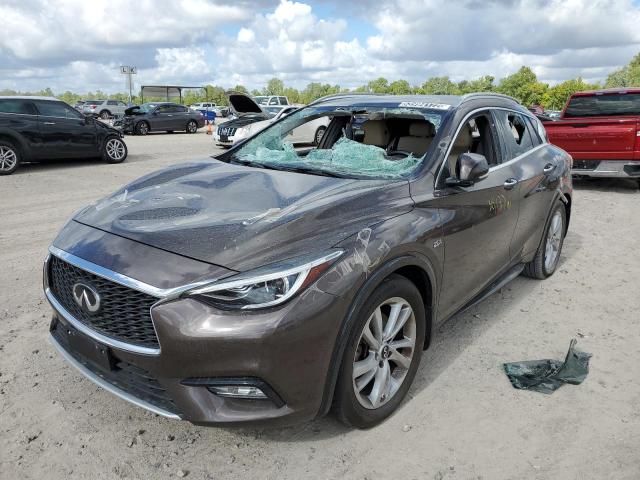 Photo 1 VIN: SJKCH5CP2KA007974 - INFINITI QX30 PURE 