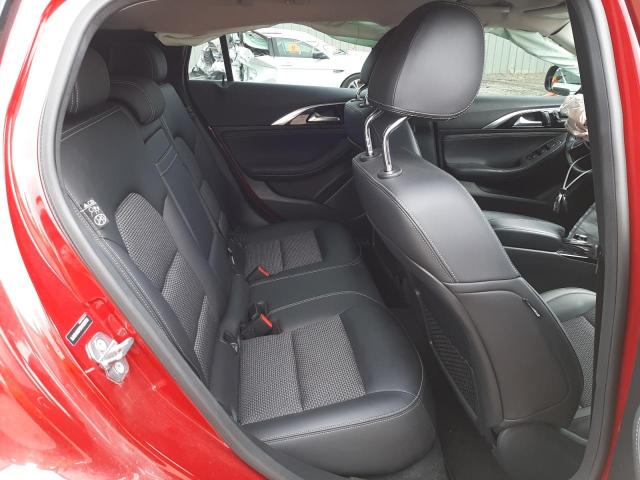 Photo 5 VIN: SJKCH5CP2KA008736 - INFINITI QX30 PURE 