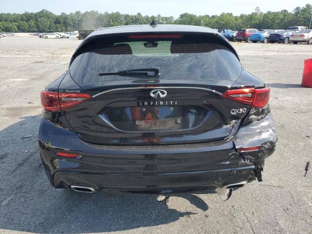 Photo 5 VIN: SJKCH5CP3HA016126 - INFINITI QX30 BASE 