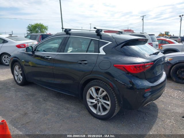 Photo 2 VIN: SJKCH5CP3HA016319 - INFINITI QX30 