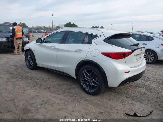 Photo 2 VIN: SJKCH5CP3JA005391 - INFINITI QX30 