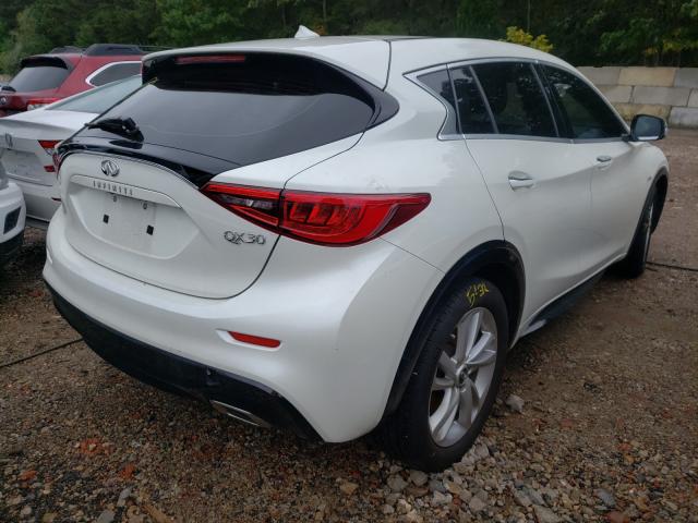 Photo 3 VIN: SJKCH5CP3JA051237 - INFINITI QX30 BASE 