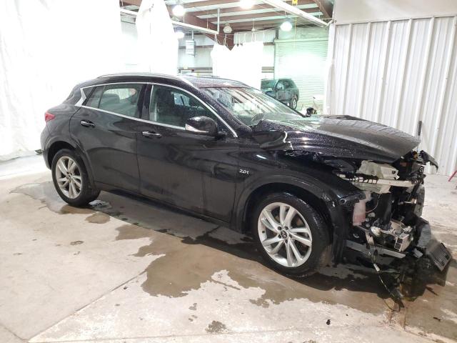 Photo 3 VIN: SJKCH5CP3KA008373 - INFINITI QX30 BASE 