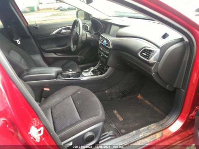 Photo 4 VIN: SJKCH5CP4HA031881 - INFINITI QX30 