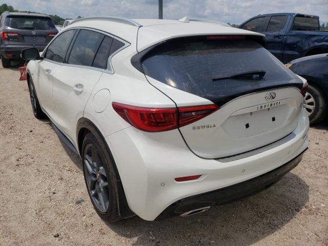 Photo 2 VIN: SJKCH5CP4KA010861 - INFINITI QX30 PURE 