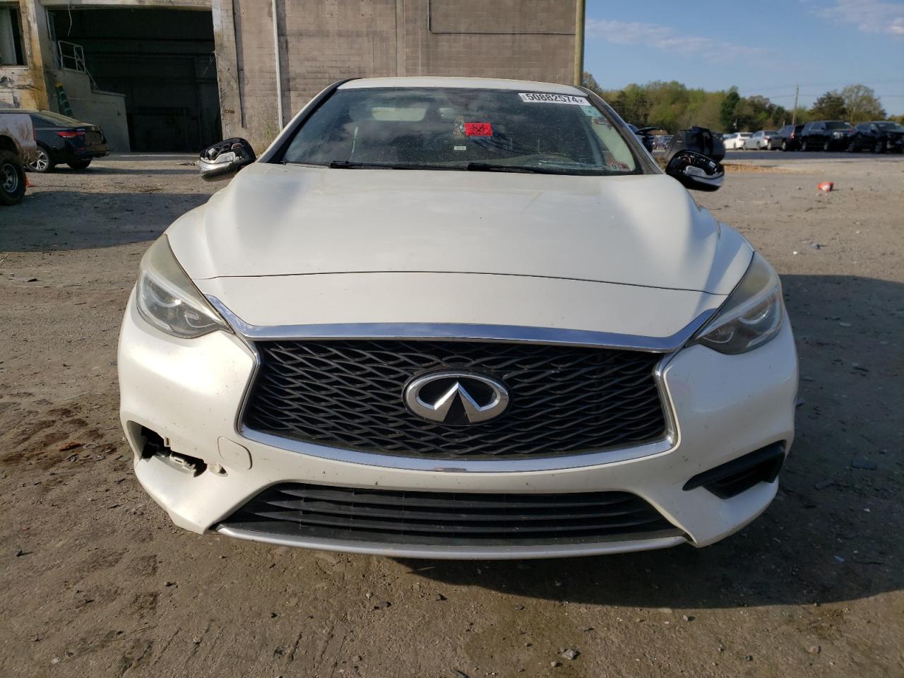 Photo 4 VIN: SJKCH5CP5HA022557 - INFINITI QX30 