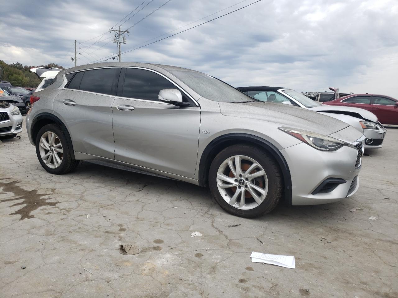 Photo 3 VIN: SJKCH5CP5HA023871 - INFINITI QX30 BASE 