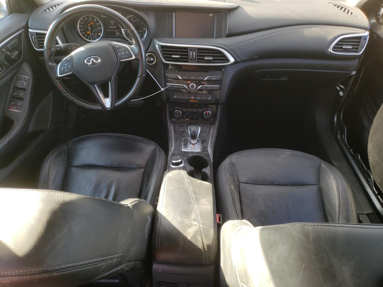 Photo 7 VIN: SJKCH5CP5HA035325 - INFINITI QX30 