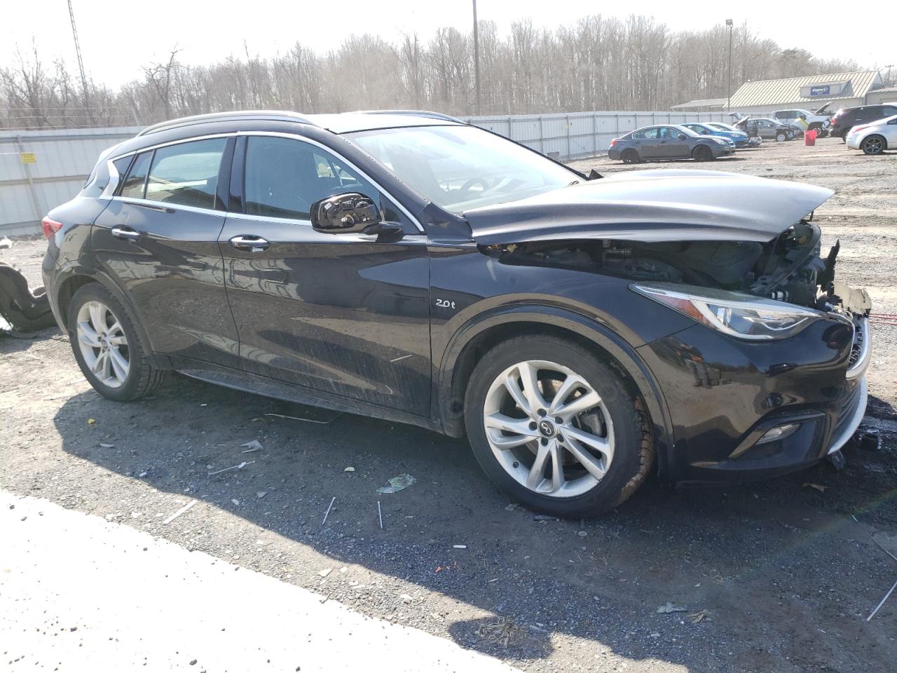 Photo 3 VIN: SJKCH5CP5HA037172 - INFINITI QX30 