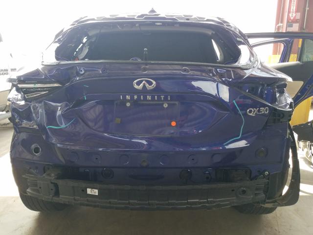 Photo 8 VIN: SJKCH5CP5JA004520 - INFINITI QX30 