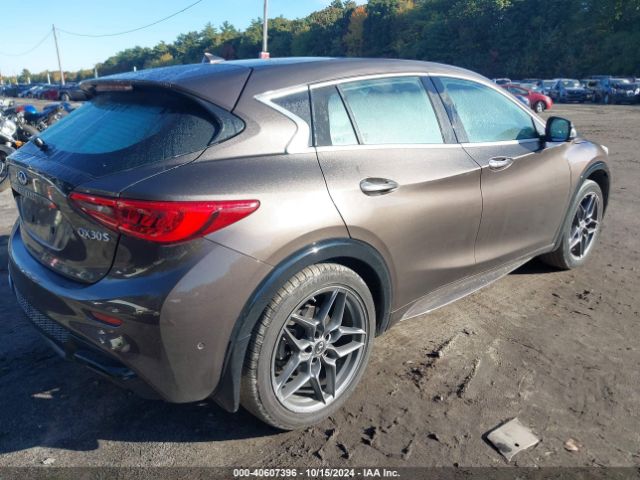 Photo 3 VIN: SJKCH5CP5JA045228 - INFINITI QX30 