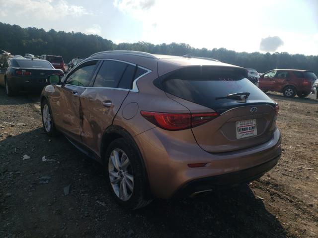 Photo 2 VIN: SJKCH5CP5JA046752 - INFINITI QX30 BASE 