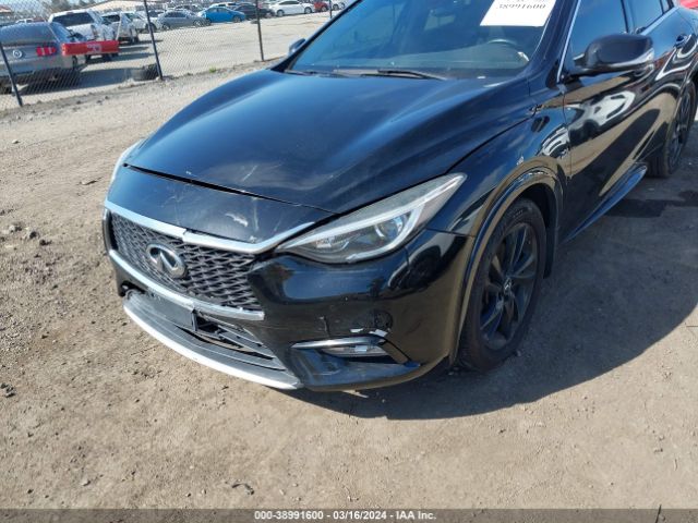 Photo 5 VIN: SJKCH5CP5JA053488 - INFINITI QX30 