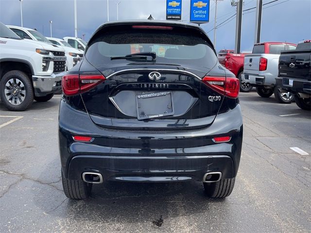 Photo 4 VIN: SJKCH5CP5JA058612 - INFINITI QX30 