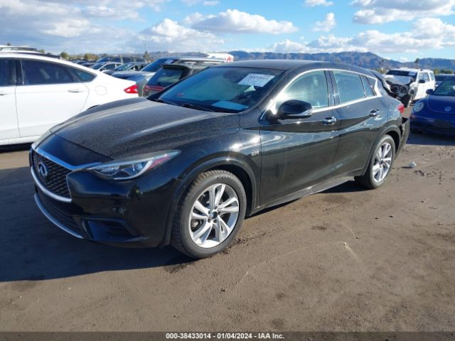 Photo 1 VIN: SJKCH5CP5JA059727 - INFINITI QX30 