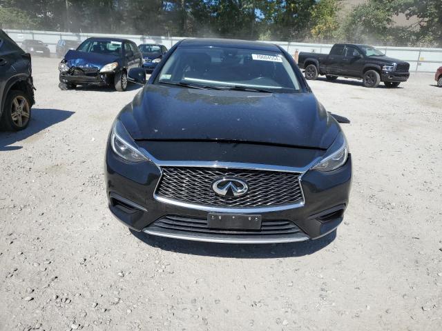 Photo 4 VIN: SJKCH5CP5JA059825 - INFINITI QX30 BASE 