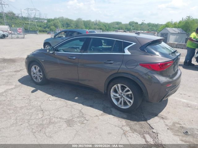 Photo 2 VIN: SJKCH5CP6HA022874 - INFINITI QX30 