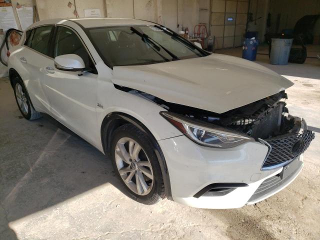 Photo 3 VIN: SJKCH5CP6HA031008 - INFINITI QX30 BASE 