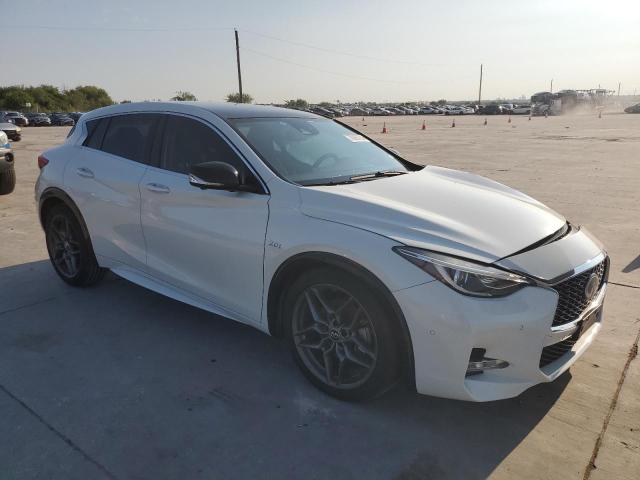 Photo 3 VIN: SJKCH5CP6HA031512 - INFINITI QX30 BASE 