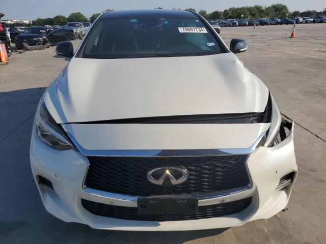 Photo 4 VIN: SJKCH5CP6HA031512 - INFINITI QX30 BASE 