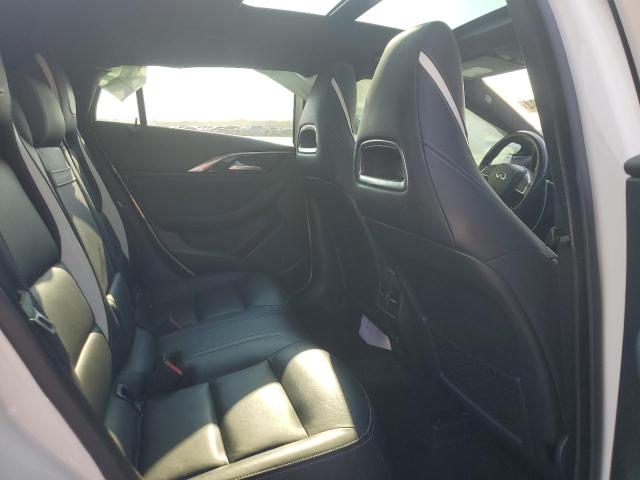 Photo 9 VIN: SJKCH5CP6HA031512 - INFINITI QX30 BASE 