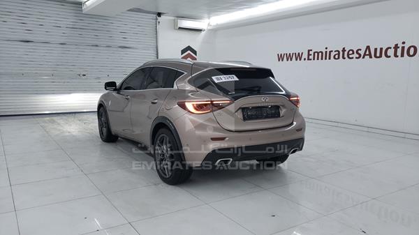 Photo 5 VIN: SJKCH5CP6HA035107 - INFINITI Q 30 