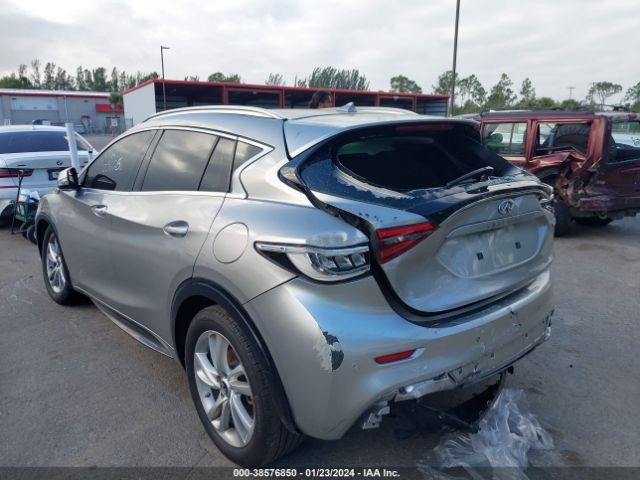 Photo 2 VIN: SJKCH5CP6HA036256 - INFINITI QX30 