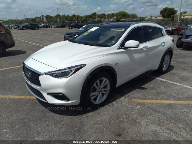 Photo 1 VIN: SJKCH5CP6KA010909 - INFINITI QX30 