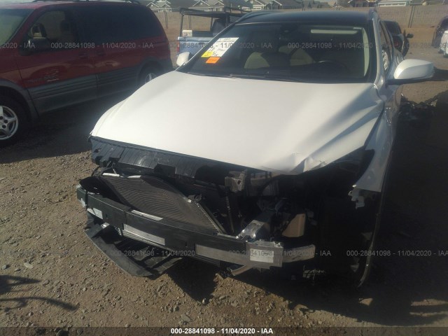 Photo 5 VIN: SJKCH5CP7HA028750 - INFINITI QX30 