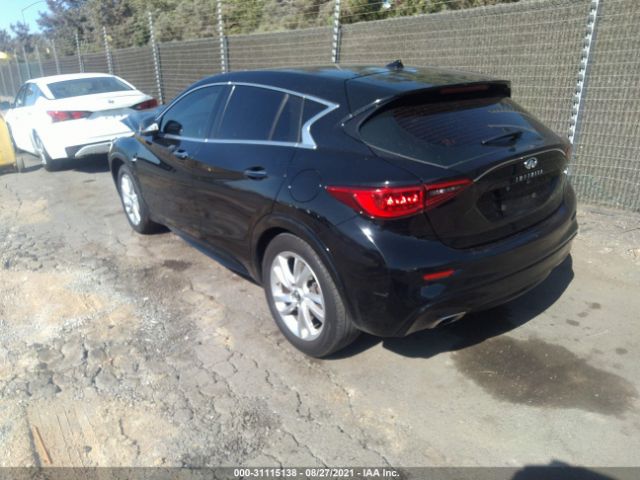 Photo 2 VIN: SJKCH5CP7HA032779 - INFINITI QX30 