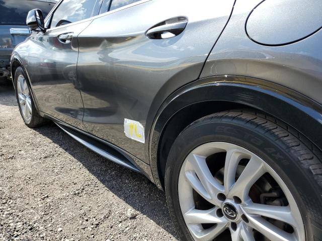 Photo 11 VIN: SJKCH5CP7HA034676 - INFINITI QX30 BASE 