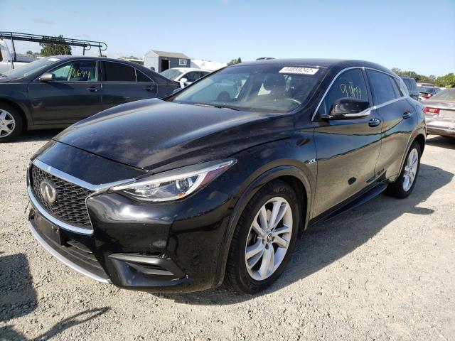 Photo 1 VIN: SJKCH5CP7JA004048 - INFINITI QX30 BASE 