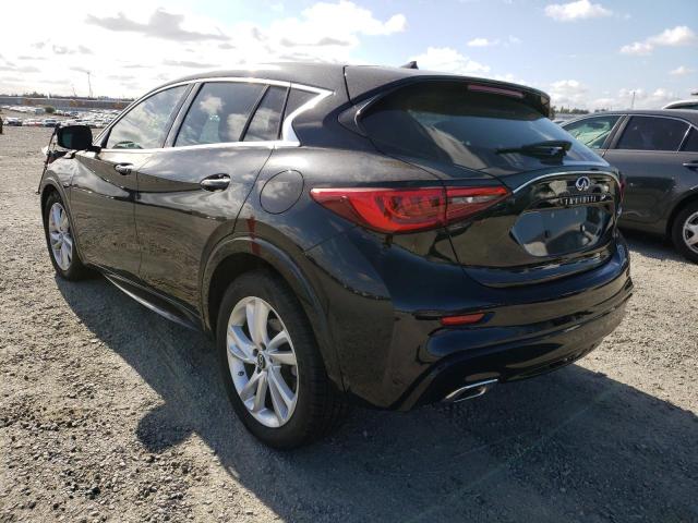 Photo 2 VIN: SJKCH5CP7JA004048 - INFINITI QX30 BASE 