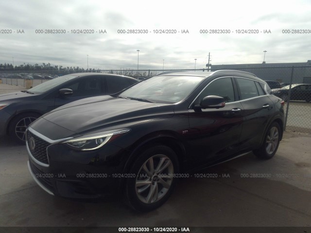 Photo 1 VIN: SJKCH5CP7KA011759 - INFINITI QX30 