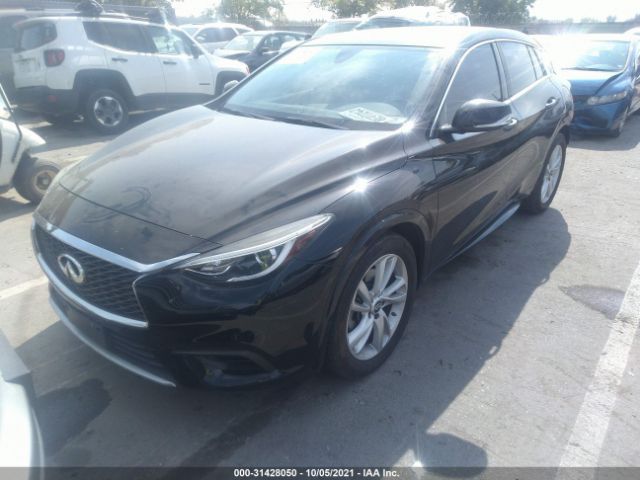 Photo 1 VIN: SJKCH5CP8JA060970 - INFINITI QX30 