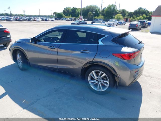 Photo 2 VIN: SJKCH5CP8KA011933 - INFINITI QX30 