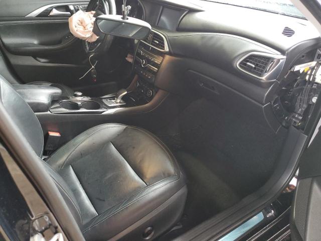 Photo 4 VIN: SJKCH5CP9HA020116 - INFINITI QX30 BASE 