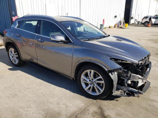 Photo 3 VIN: SJKCH5CP9HA030452 - INFINITI QX30 BASE 