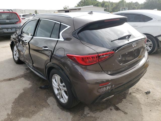 Photo 2 VIN: SJKCH5CP9JA002219 - INFINITI QX30 