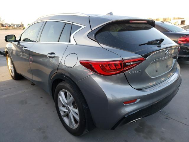 Photo 2 VIN: SJKCH5CP9JA004438 - INFINITI QX30 BASE 